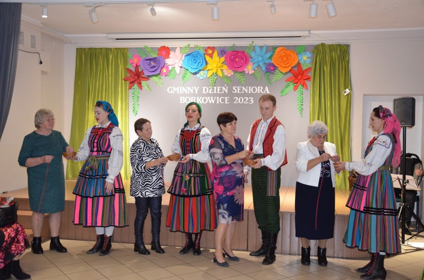 Seniorzy z całej gminy Borkowice świętowali 7. Gminny Dzień Seniora. Zobaczcie zdjęcia