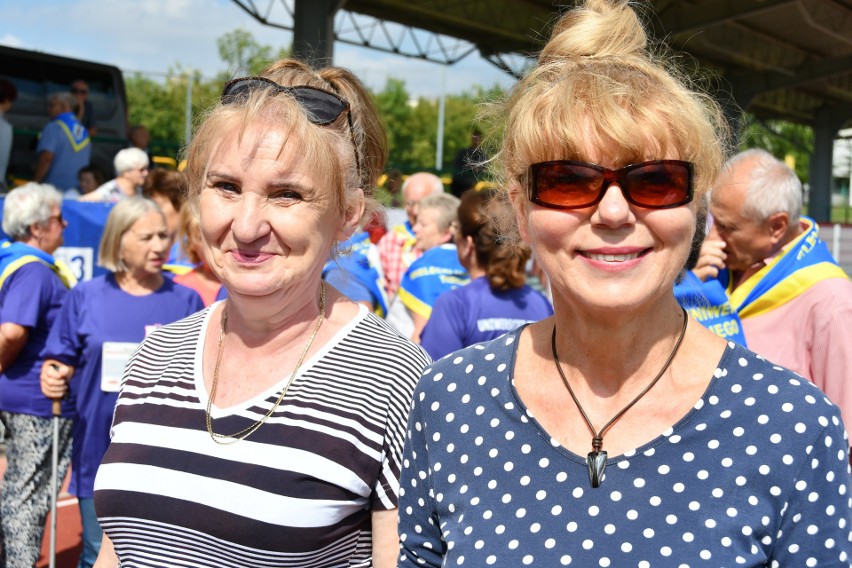 Anna Porzezińska i Grażyna Roszak z Buska na inauguracji...