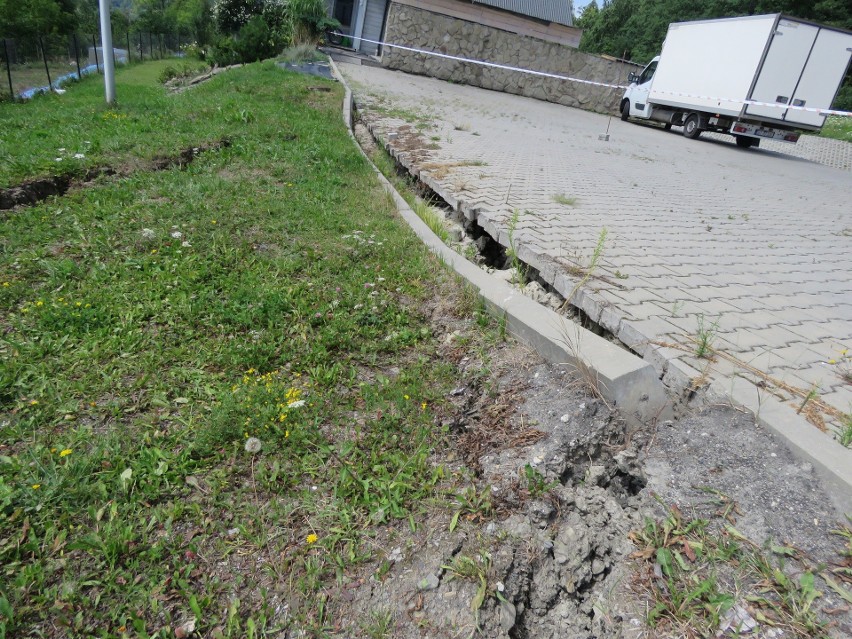 Osiedle zostało zbudowane na wzniesieniu. Teren został...