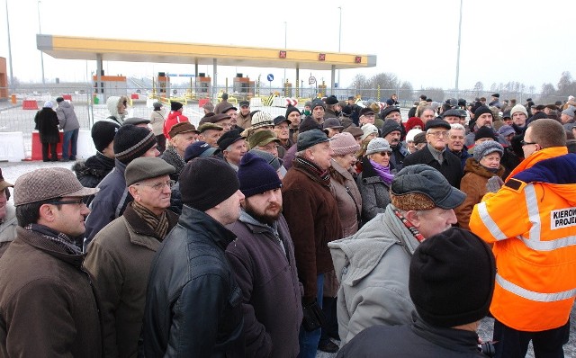 Mieszkańcy miasta już objechali 3. część Średnicówki, prowadzącą do węzła autostradowego