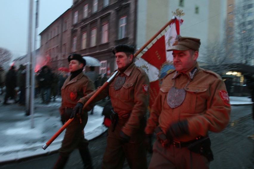 Bielsko-Biała pamięta o Żołnierzach Wyklętych. Ulicami przeszło kilkaset osób [ZDJĘCIA]