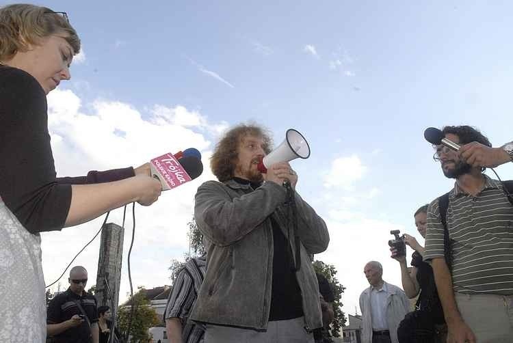 Zdjecia ze środowego protestu przed slupskim ratuszem...