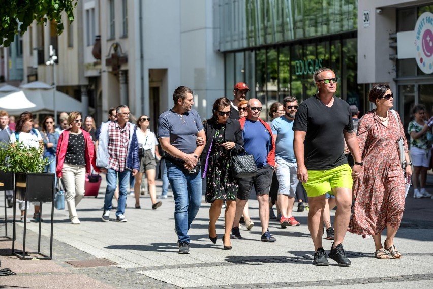 Słoneczna niedziela w Sopocie, 13.06.2021 r.