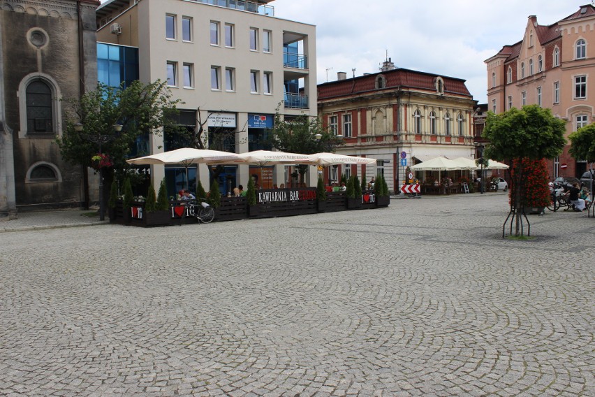 Rynek w Tarnowskich Górach tętni życiem. Zobacz kolejne...