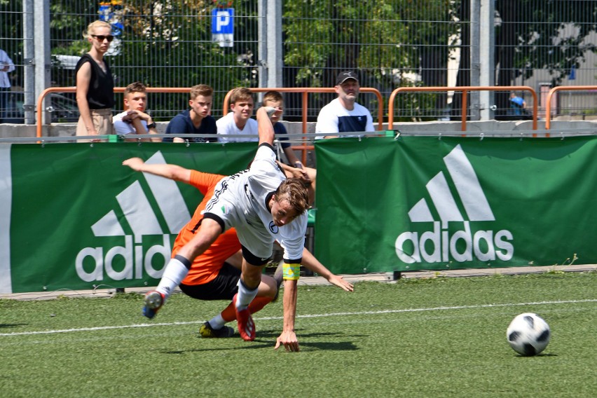 CLJ u-17. Awans wywalczony w pocie czoła. Legia Warszawa pewnie pokonała Zagłębie Lubin i zagra w finale