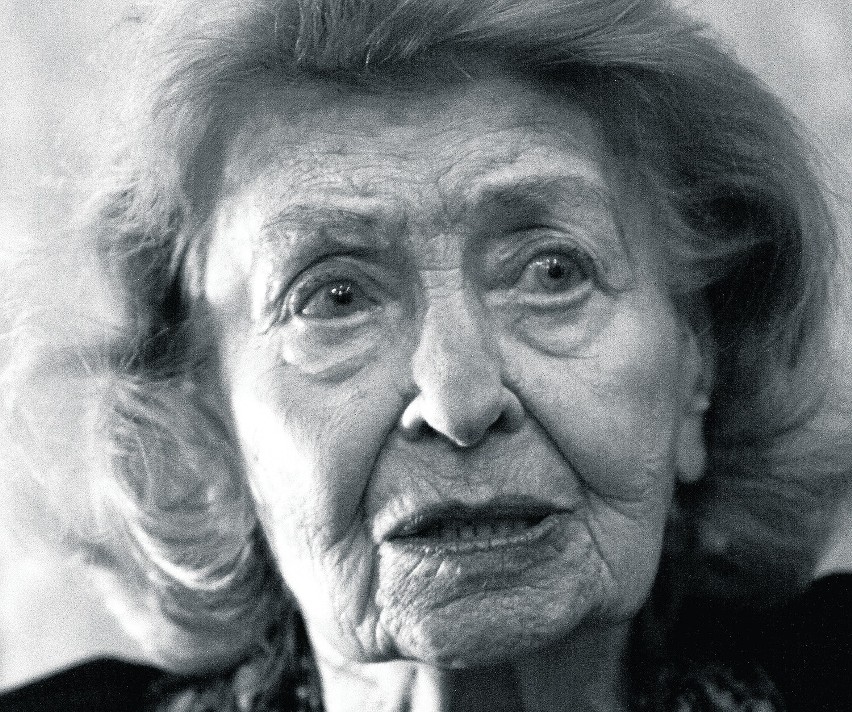 Nina Andrycz (11 XI 1912 - 31 I 2014)