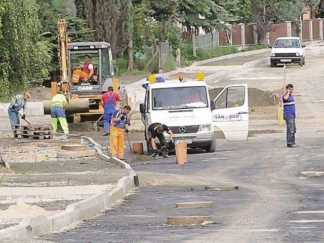 Prace na ulicy Jędrzychowskiej są prowadzone od marca