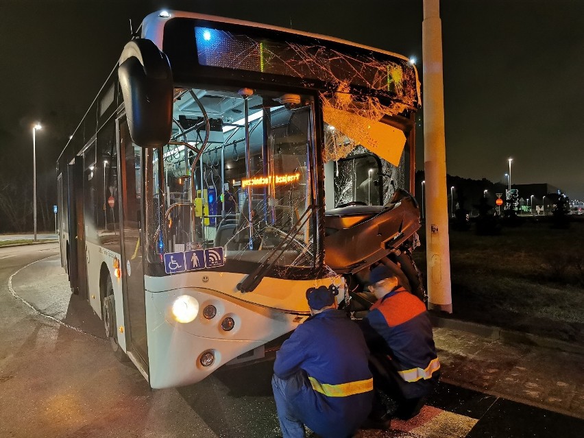 Dziś (23.12) przed godziną 17 na placu Hoffmanna w Toruniu...