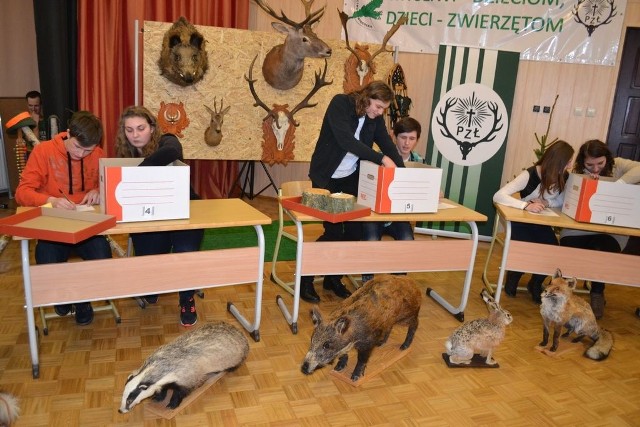 Swą wiedzą młodzież popisywała się w Zespole Szkół Zawodowych im. gen. Maczka w Koronowie