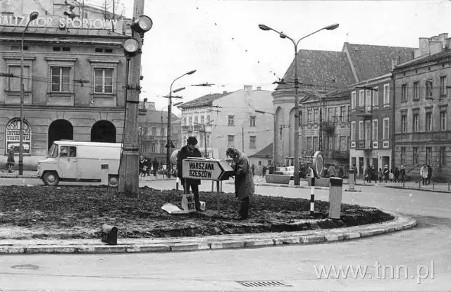 Rondo przed Bramą Krakowską.