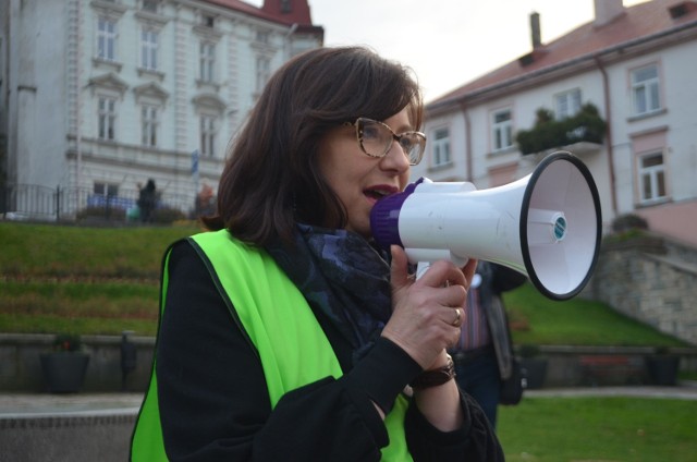 Anna Mizgała była zmuszona używać nagłośnienia przenośnego