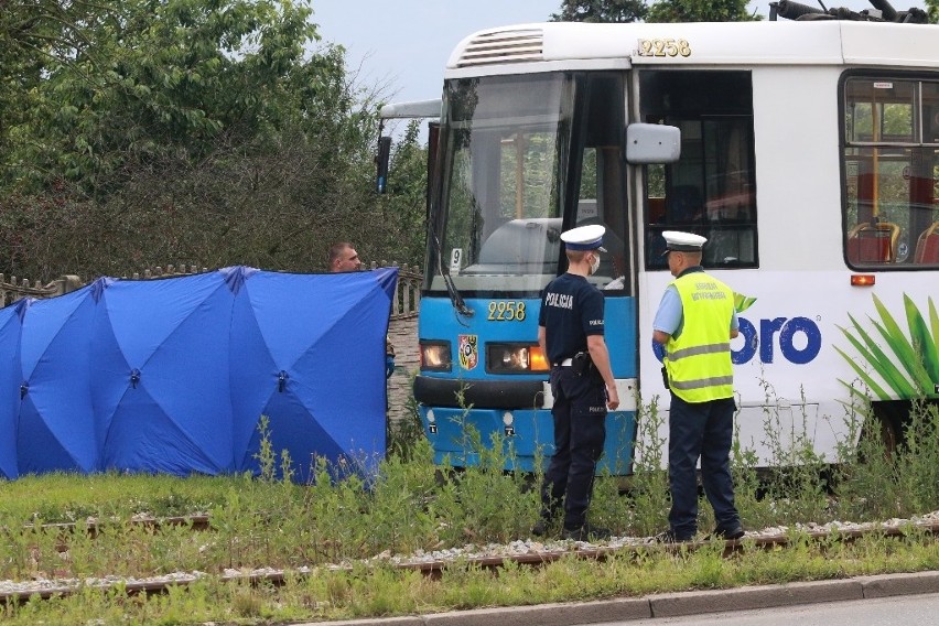 Śmiertelny wypadek we Wrocławiu. Tramwaj potrącił człowieka