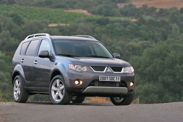 Mitsubishi Outlander.