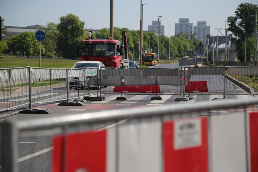 Organizację ruchu na placu Społecznym zmieniono dziś w nocy....