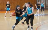 2 liga kobiet. MLKS-MOS Rzeszów przegrał we własnej hali z zespołem SKF Jura Basket Zabierzów