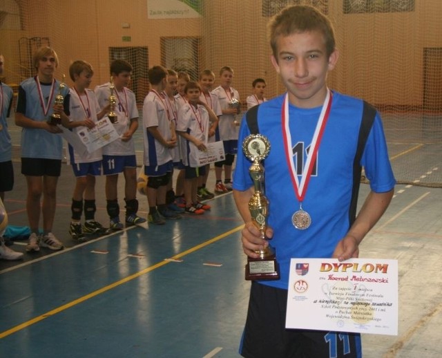 Najlepszym zawodnikiem turnieju chłopców został Konrad Matuszewski z Włoszczowy.