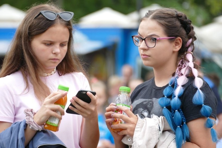 Trwają Dni Końskich. Wieczorem wielki koncert Dawida Kwiatkowskiego (ZDJĘCIA)