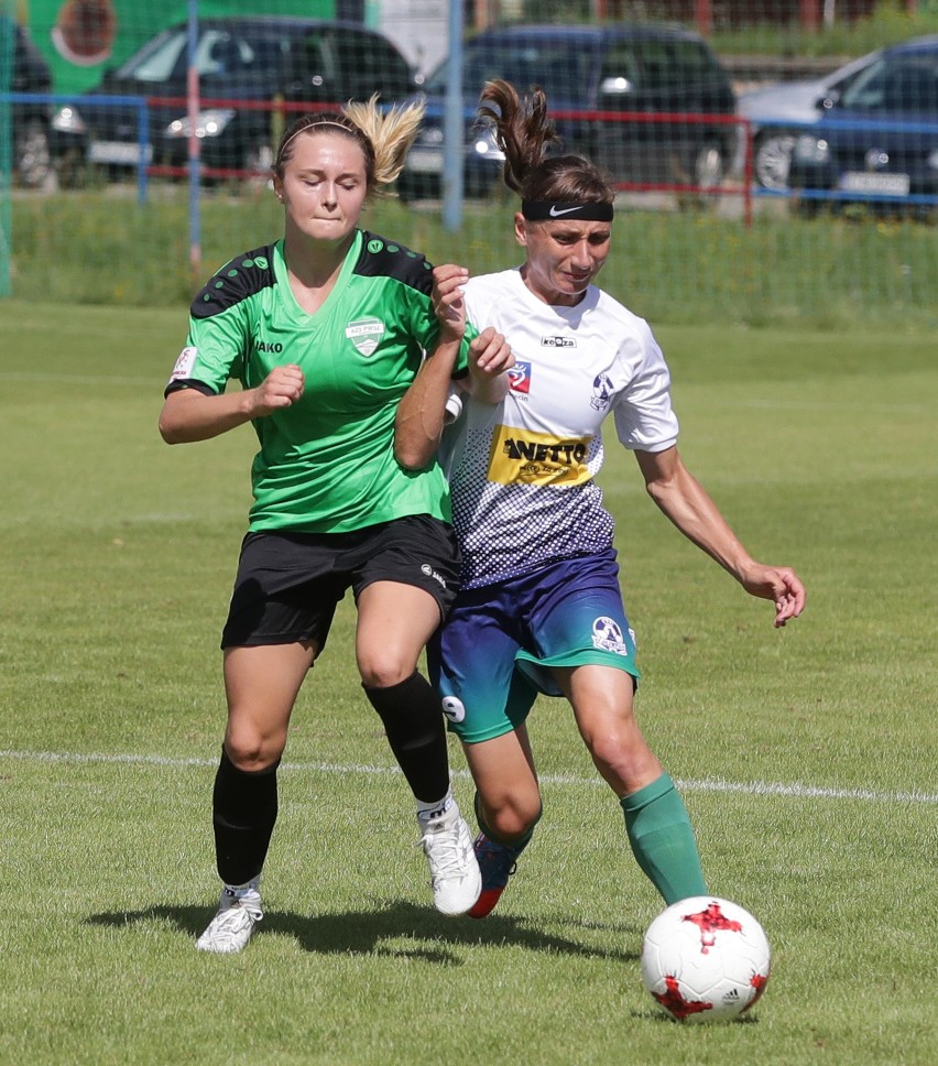 Olimpia Szczecin - AZS Wałbrzych 2:5.