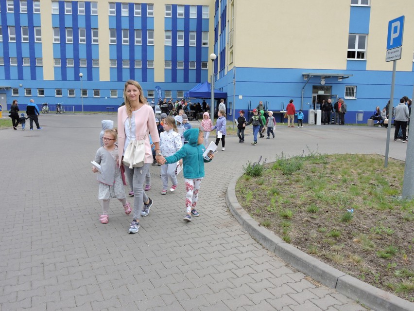 Dzień Dziecka ze służbami mundurowymi w Ostrołęce [ZDJĘCIA, WIDEO]