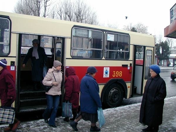 Każdy może zgłosić swoje propozycje do nowego rozkładu jazdy autobusów MZK, który zacznie obowiązywać od 1 maja.
