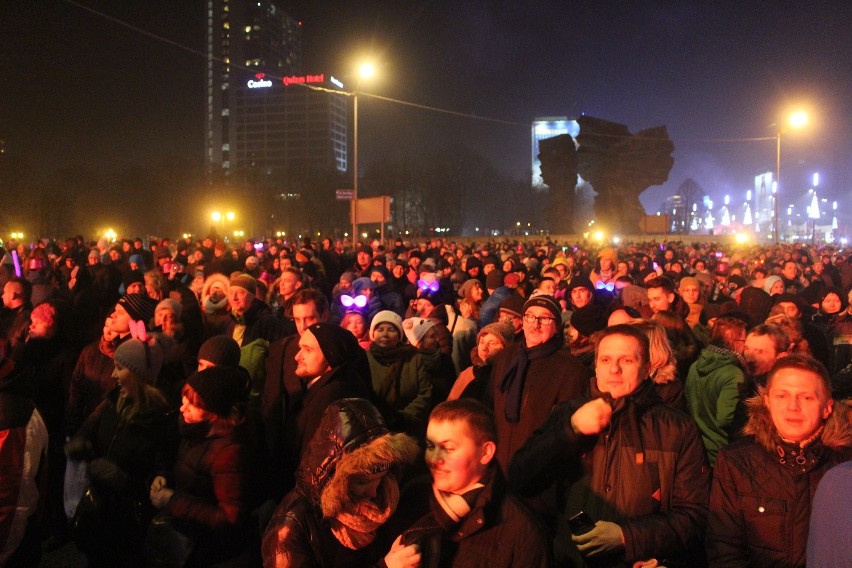 Na sylwestrze w Katowicach bawiło się 65 tysięcy osób