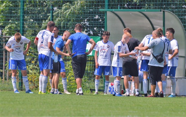 Młodzi piłkarze rezerw Stali Mielec wciąż czekają na pierwszą wygraną w lidze