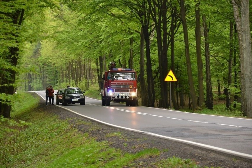 Wypadek w Jankowicach: Zderzenie bmw z mercedesem. W wypadku...