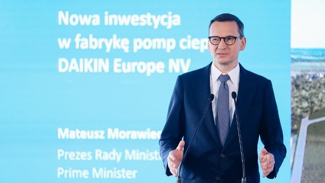 Mateusz Morawiecki wziął udział w konferencji prasowej w Łódzkiej Specjalnej Strefie Ekonomicznej w Ksawerowie. - Cieszę się bardzo, że Polska rośnie we współpracy z takimi strategicznymi inwestorami jak firmy japońskie - powiedział premier.