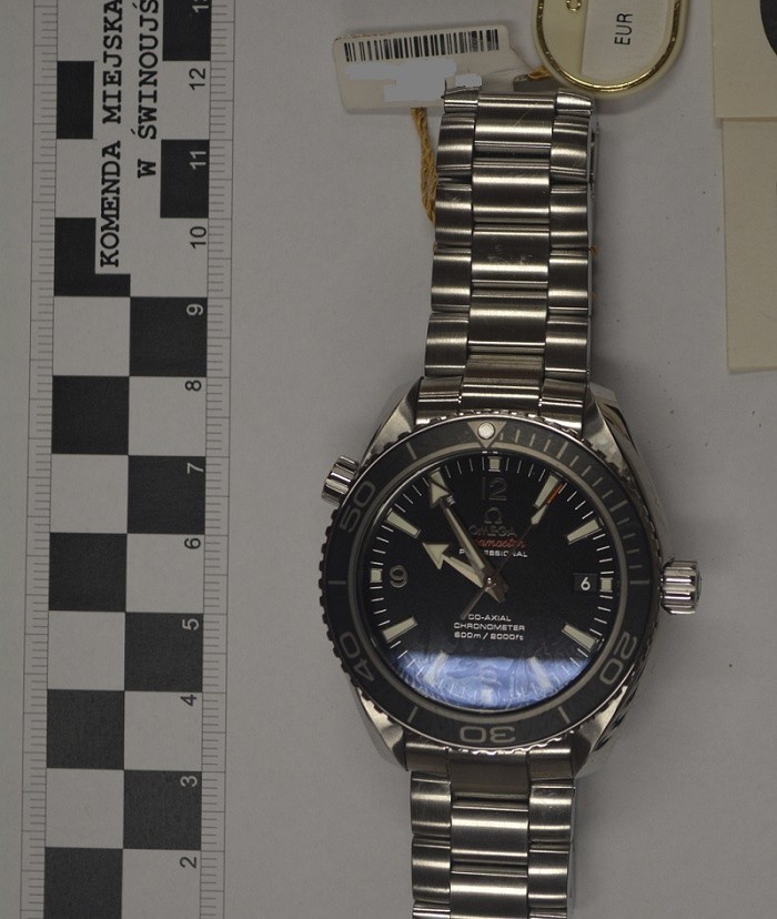 Świnoujście: policja odzyskała luksowe zegarki 