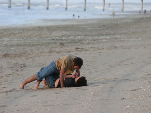 Wedug badanych najchętniej decydujemy się na jednorazową przygodę miłosną na plaży lub w samochodzie