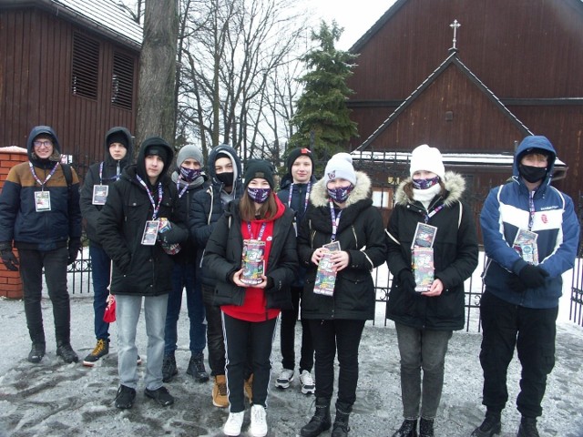 Wolontariusze z Chybowa podczas niedzielnej zbiórki