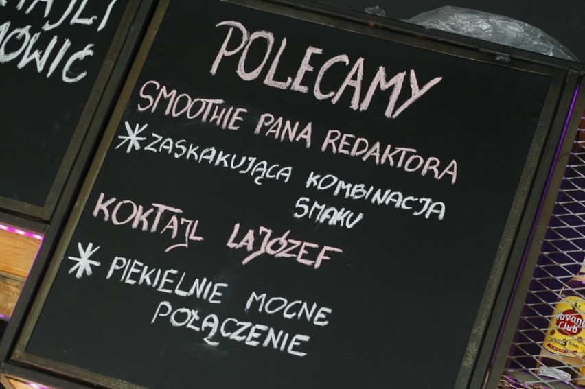 Restauracja Niewinni Czarodzieje 2.0: Kuba Wojewódzki otworzył w Warszawie swój lokal. Jak wygląda w środku? [ZDJĘCIA] [MENU] [CENY]