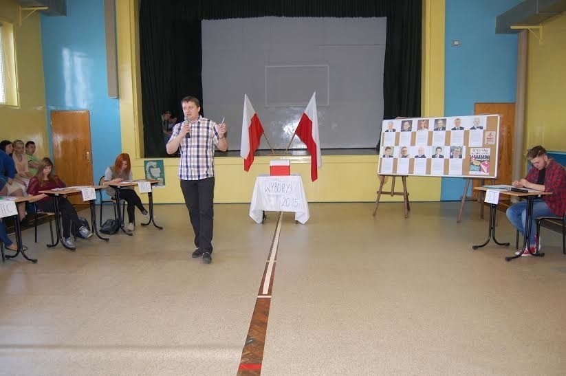 Wybory 2015: W Pszowie wygrała Ogórek. Głosowali uczniowie [ZDJĘCIA]