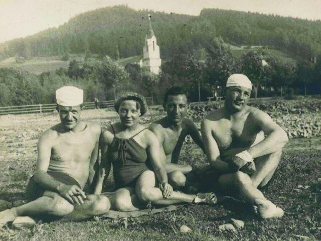 Nad Supraślą, około 1935 r.  Ze zbiorów Muzeum Podlaskiego w Białymstoku.