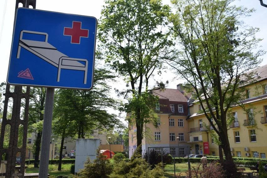 Oddział wewnętrzny kluczborskiego szpitala ponownie zawiesił...