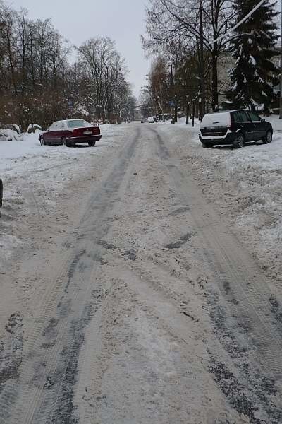 Bialostockie ulice zasypane są śniegiem.