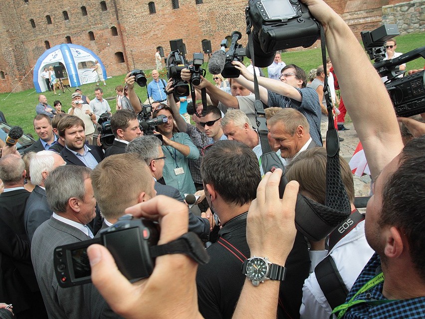 Protestujący w Grudziądzu rolnicy  spotkali się Prezydentem RP Bronisławem Komorowskim