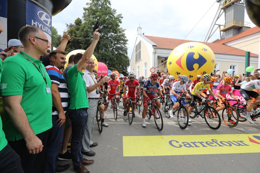 Tour de Pologne 2018 Wieliczka. Kolarze ruszyli na 5. etap Tour de Pologne. Wygrał Michał Kwiatkowski [ZDJĘCIA]