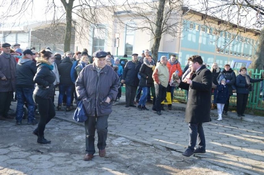 Za darmo rozdali 15 ton  jabłek w Wejherowie! [WIDEO,ZDJĘCIA]