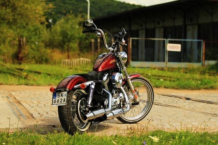 Test Harley-Davidson Seventy-Two - zdjęcia