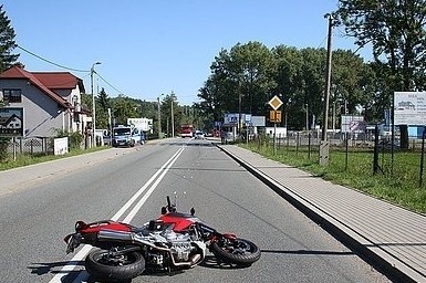 Wypadek motocyklisty w Węgierskiej Górce