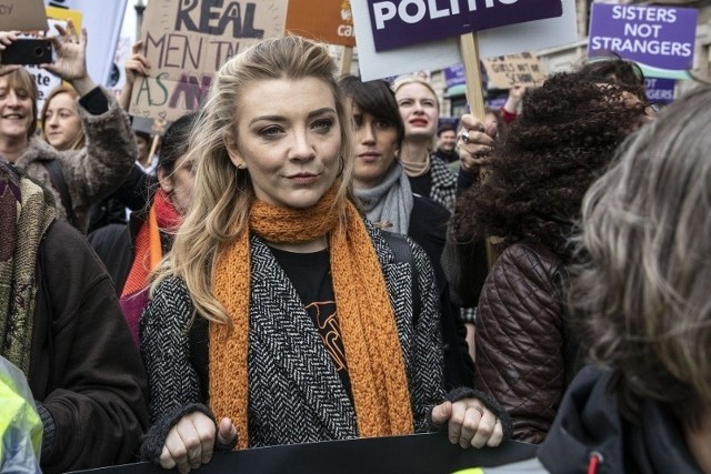 Natalie Dormer w Londynie w roku 2020 uczestniczyła w obchodach międzynarodowego dnia kobiet.