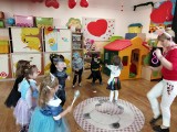 Bal walentynkowy w punkcie przedszkolnym Klub Malucha w Bilczy, w gminie Obrazów. Zobaczcie zdjęcia