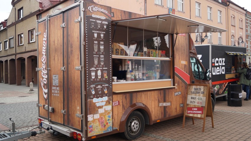 Majówka w Żorach: Na rynku zaparkowały food trucki