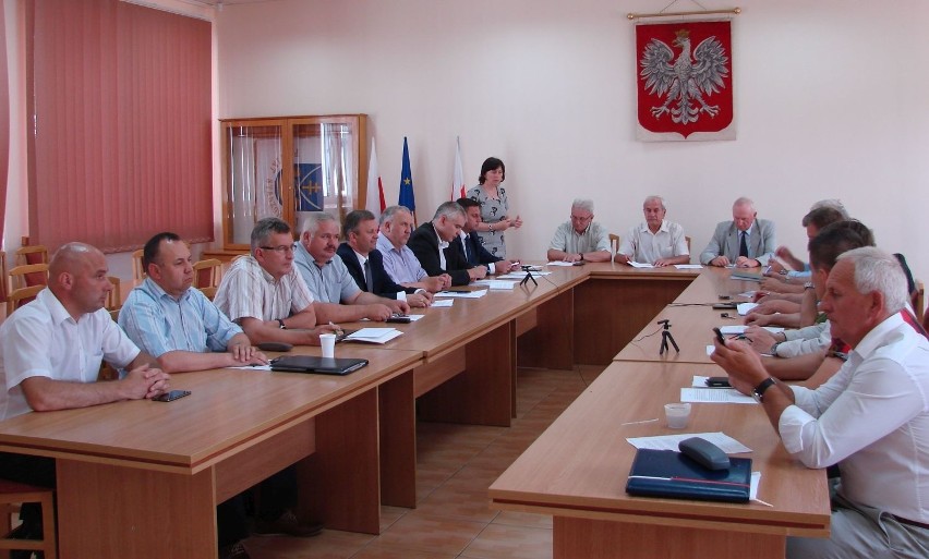 Nadzwyczajna sesja Rady Powiatu w Staszowie