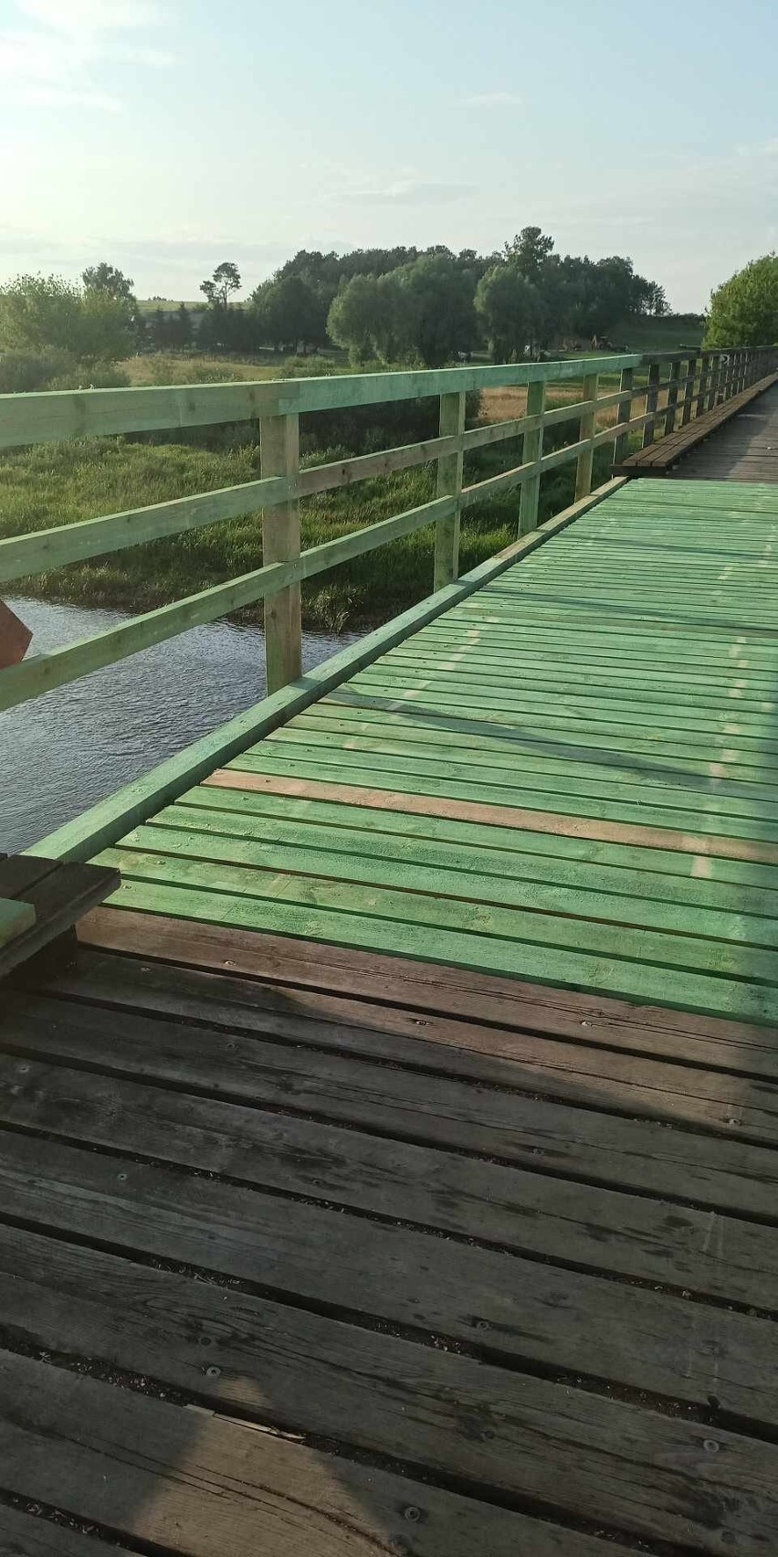 Naprawa mostu drewnianego w Bronowie