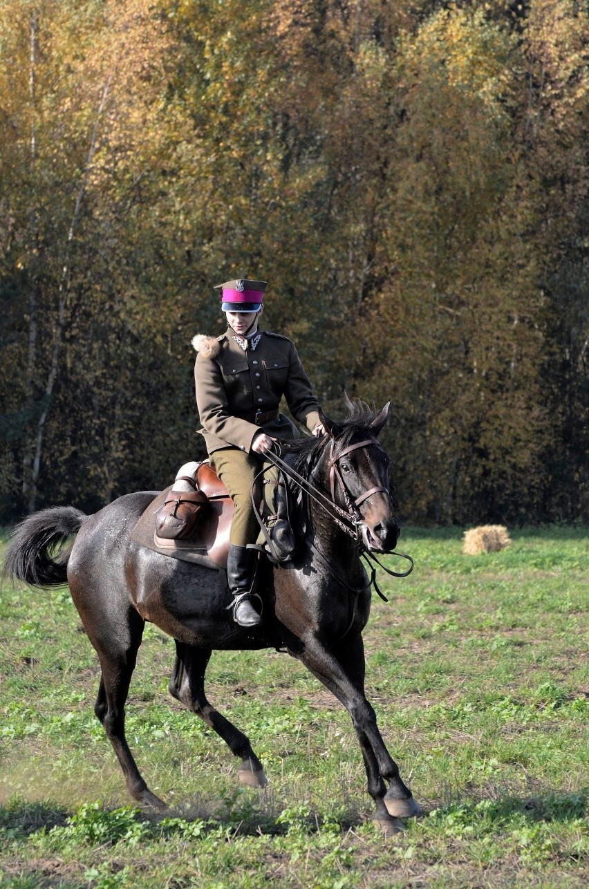 Hubertus w Pietkowie. Czyli wspaniała pogoń za lisem (zdjęcia) 