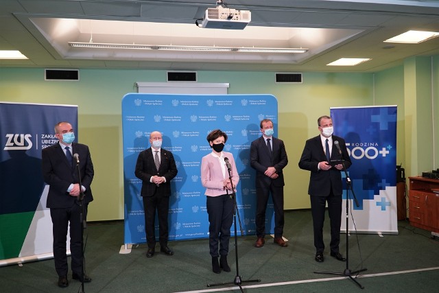 W konferencji udział wzięli minister rodziny i polityki społecznej Marlena Maląg, wojewoda wielkopolski Michał Zieliński i wiceprezes ZUS Włodzimierz Owczarczyk