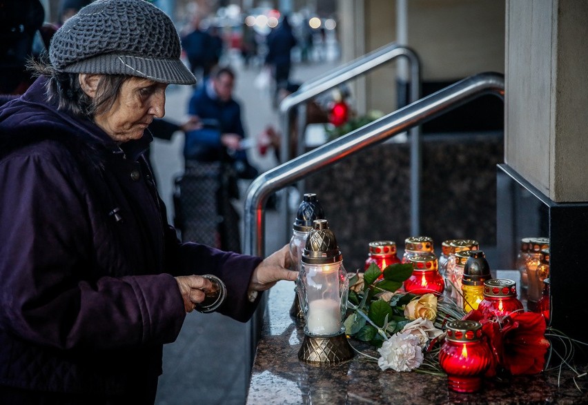 Gdańsk w żałobie po śmierci prezydenta Gdańska Pawła...