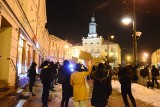 Manifestacja „Wina Plus” przed siedzibą Prawa i Sprawiedliwości w Lublinie. Zobacz zdjęcia